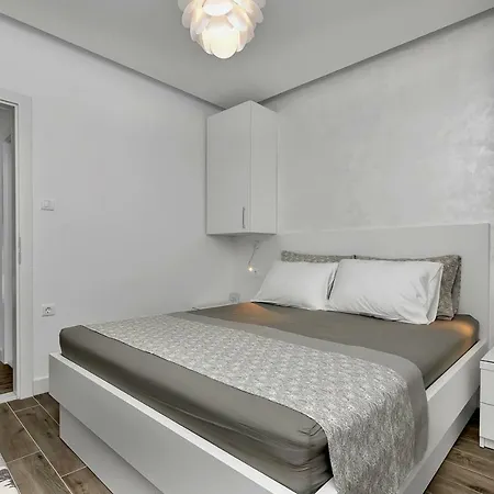 Deluxe Kate Apartment *